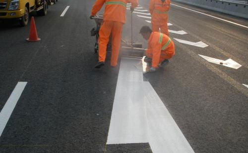 疏附丙烯酸标线涂料